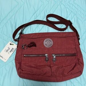 Kipling shoulder bag.